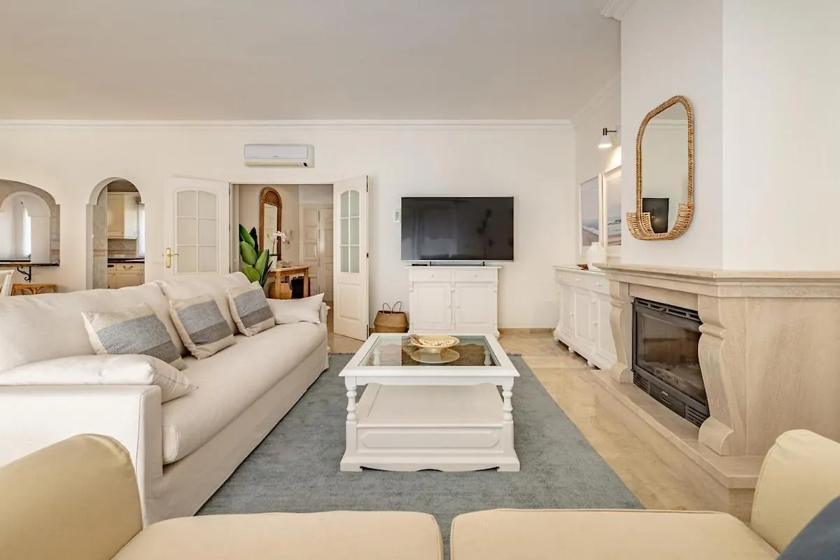 Luxury Villa, Heated Pool, Hot Tub, Next To The Beach Marbellac 0*,
