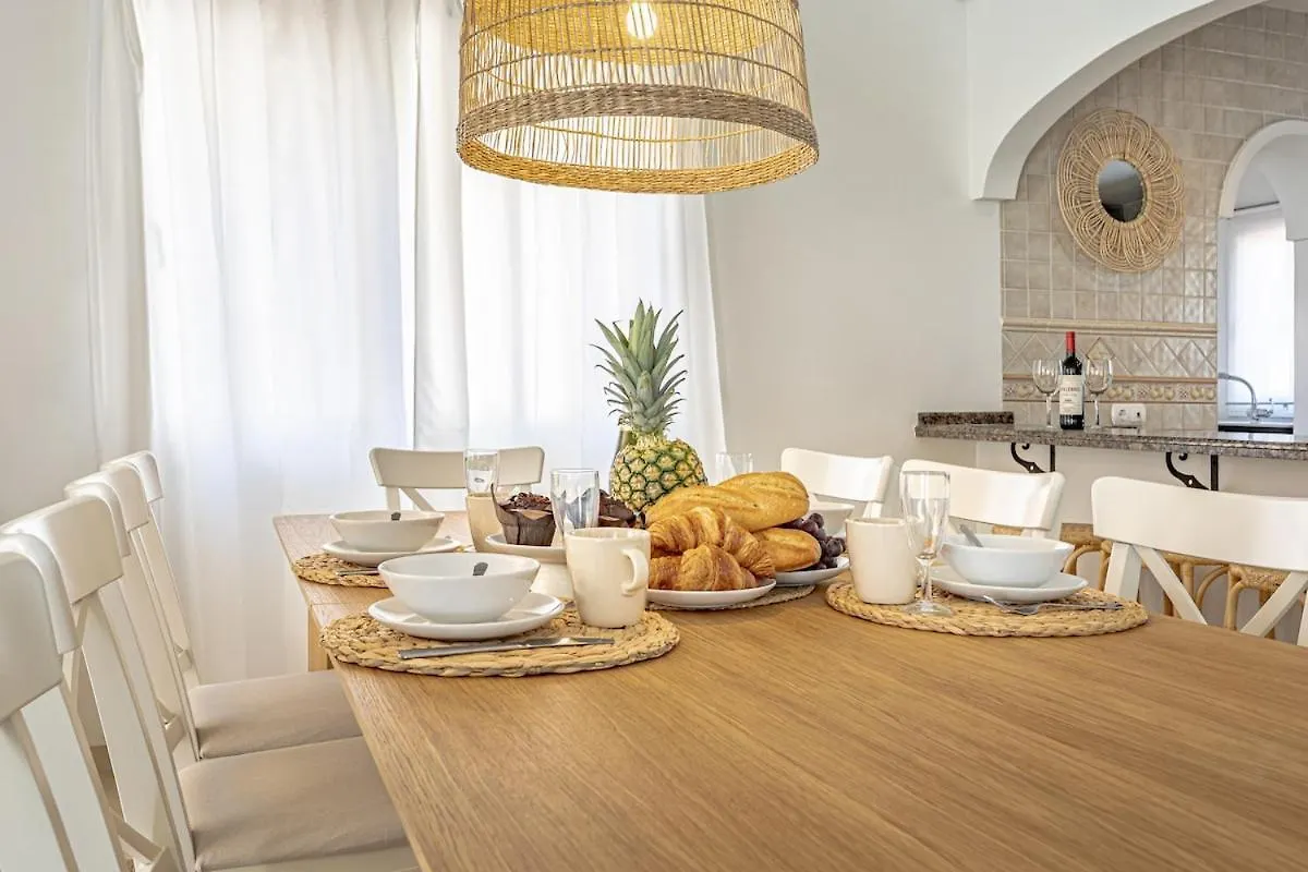 Villa Luxury Villa, Heated Pool, Hot Tub, Next To The Beach Marbellac Espagne